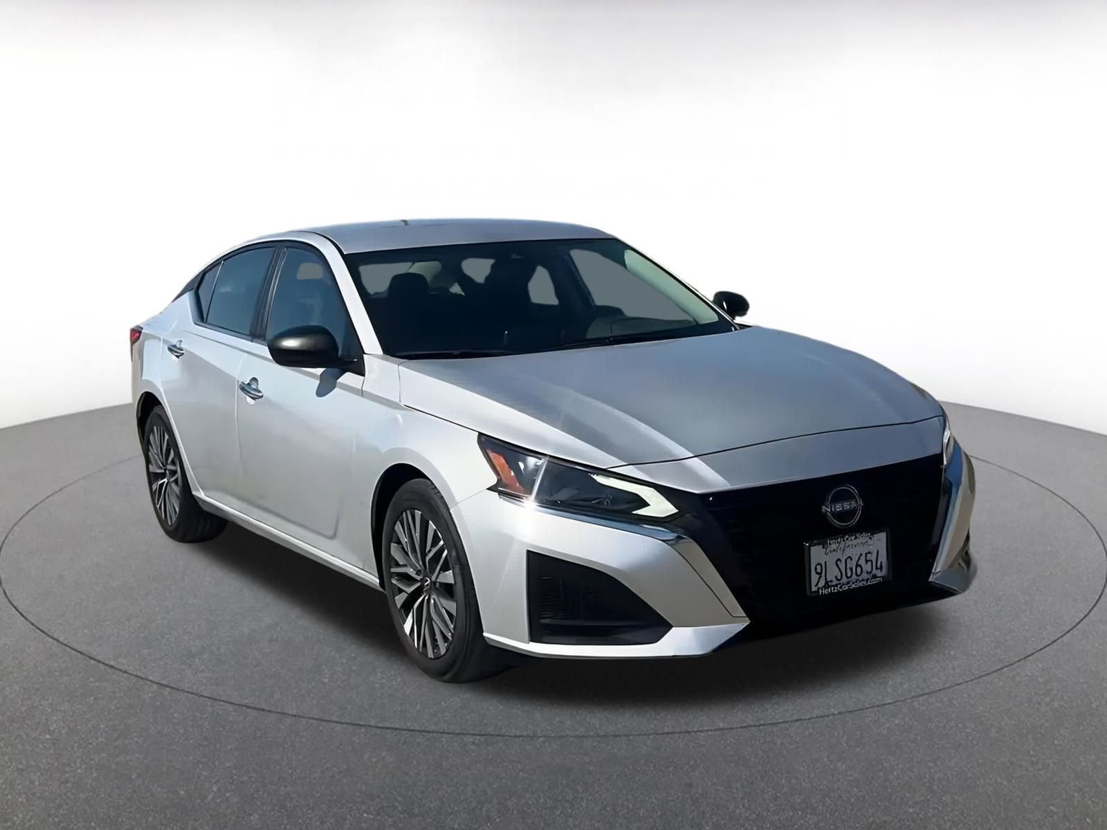 Thumbnail: 2024 Nissan Altima - 3