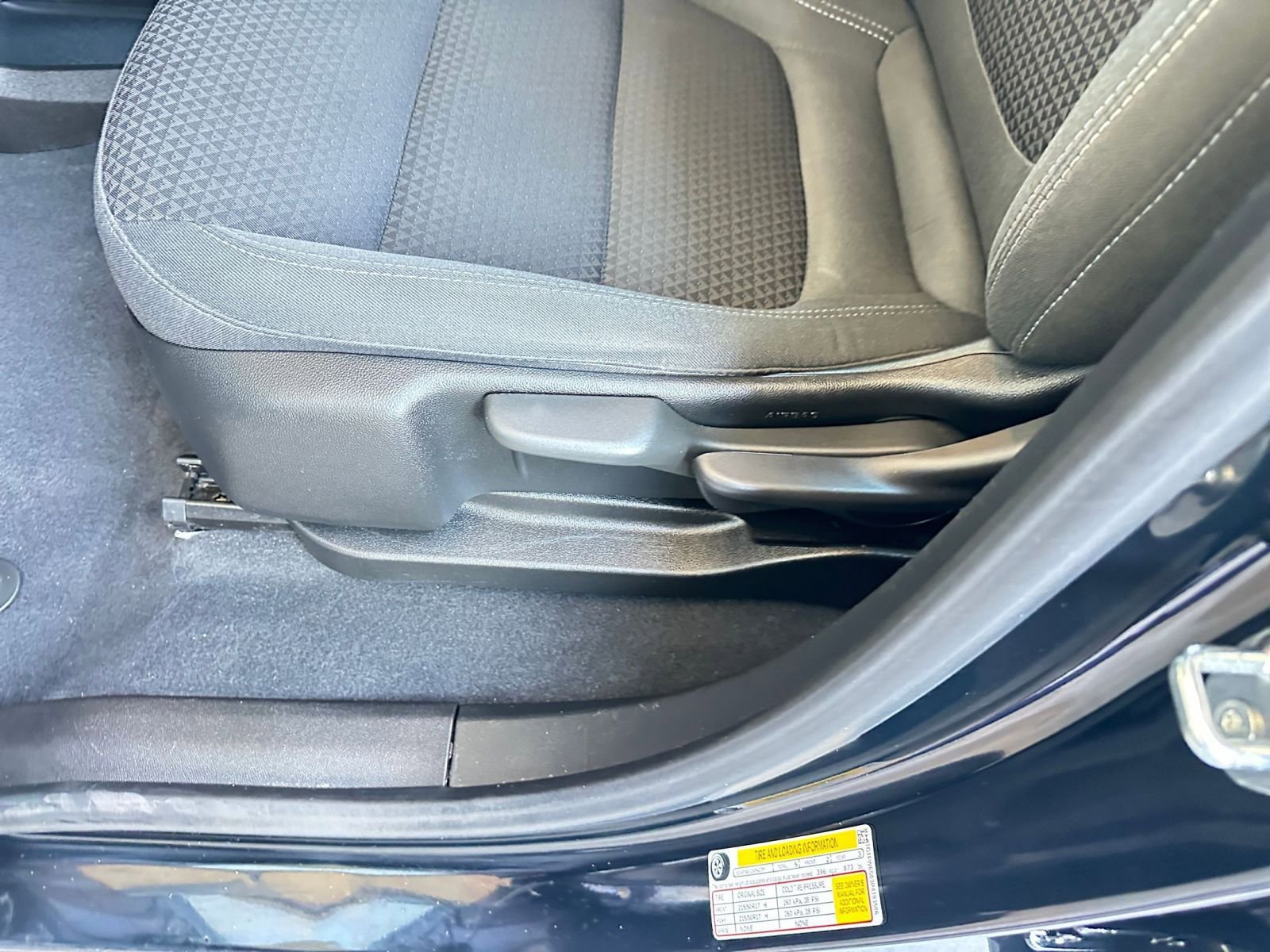 Thumbnail: 2023 Chevrolet Bolt EV - 28