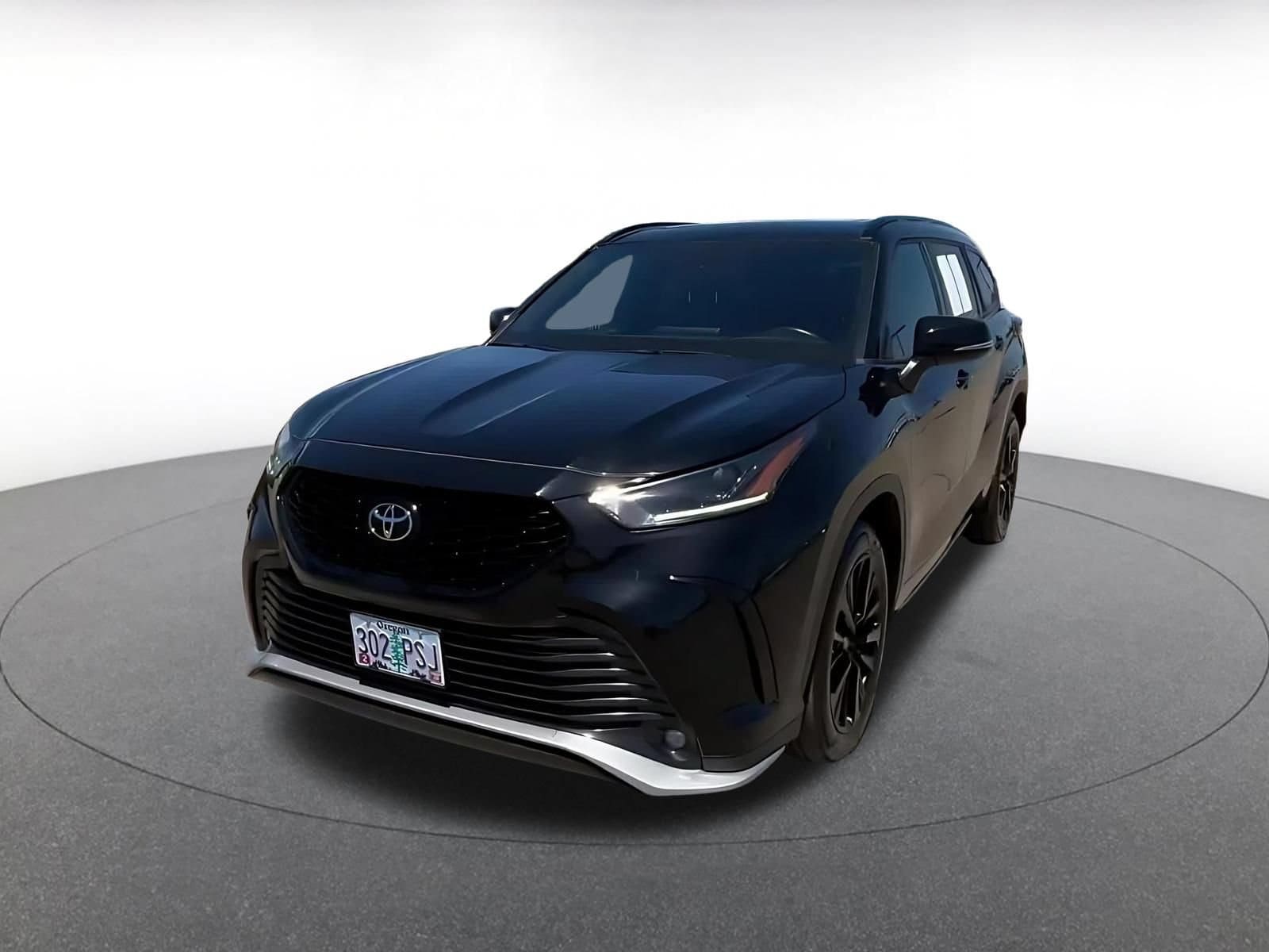 Thumbnail: 2024 Toyota Highlander - 7