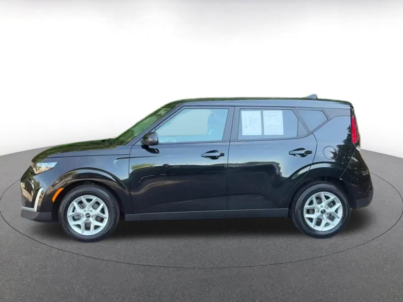 Thumbnail: 2025 Kia Soul - 10