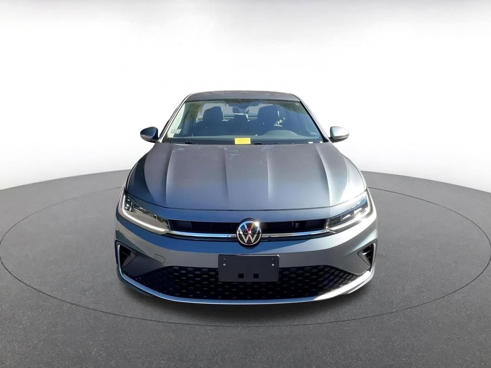 Thumbnail: 2025 Volkswagen Jetta - 4