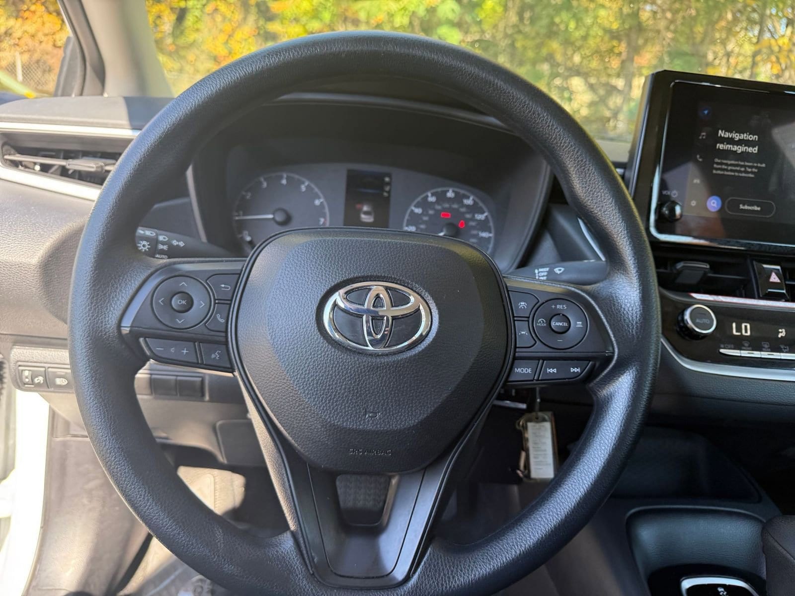 Thumbnail: 2025 Toyota Corolla - 28