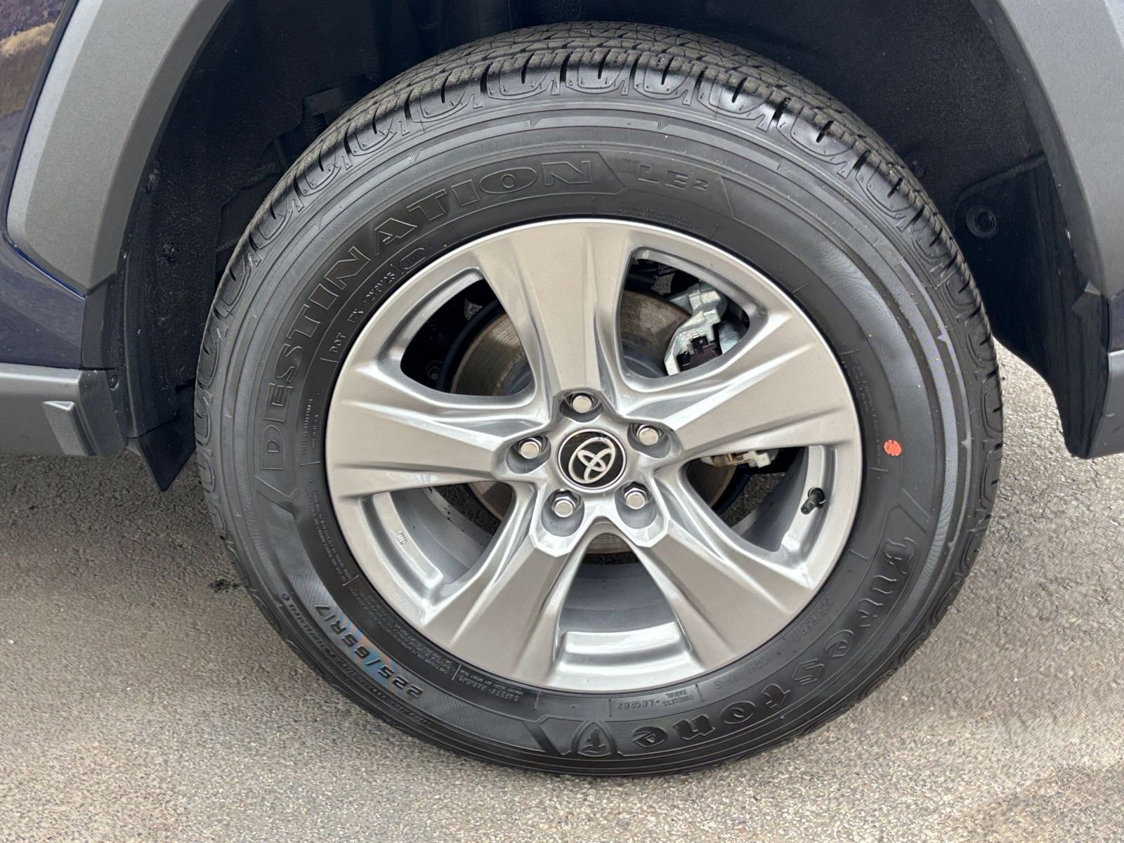 Thumbnail: 2025 Toyota RAV4 - 30