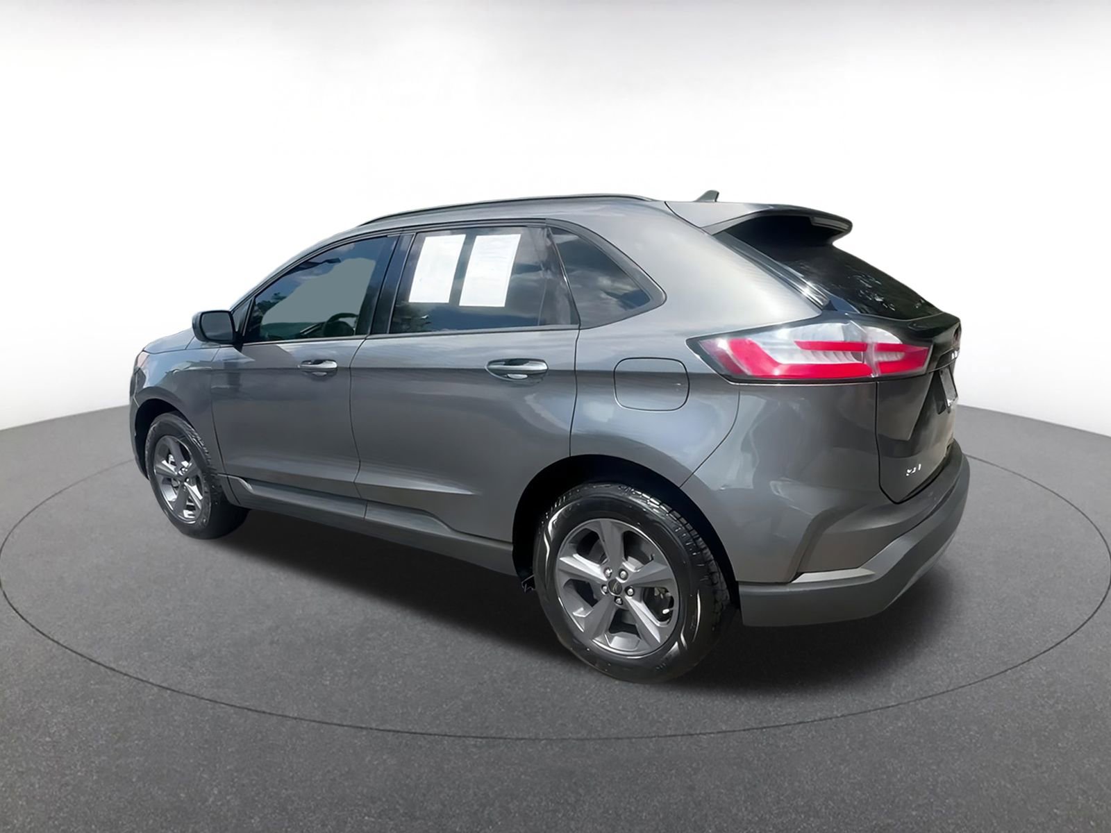 Thumbnail: 2023 Ford Edge - 10