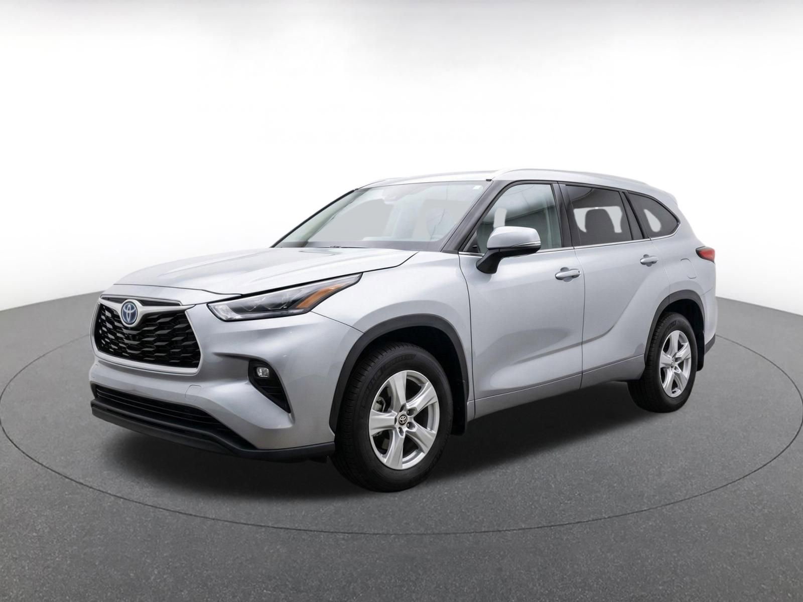 Thumbnail: 2025 Toyota Highlander - 3