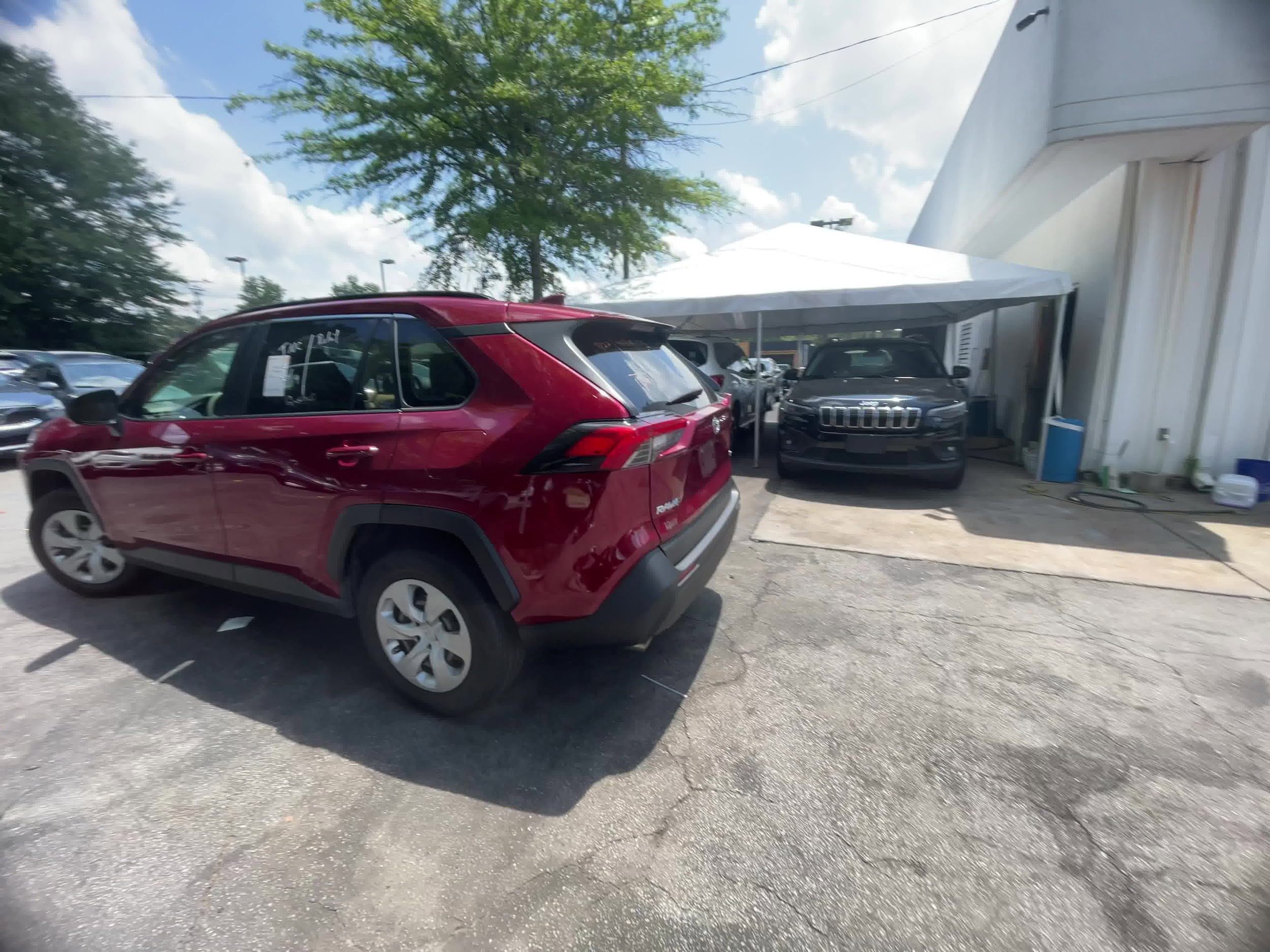 2019 Toyota RAV4 LE 10