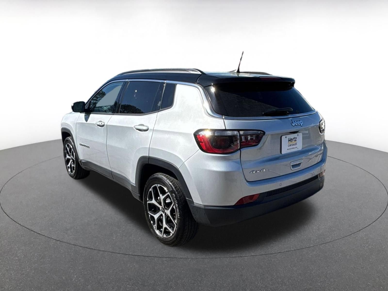 Thumbnail: 2025 Jeep Compass - 12