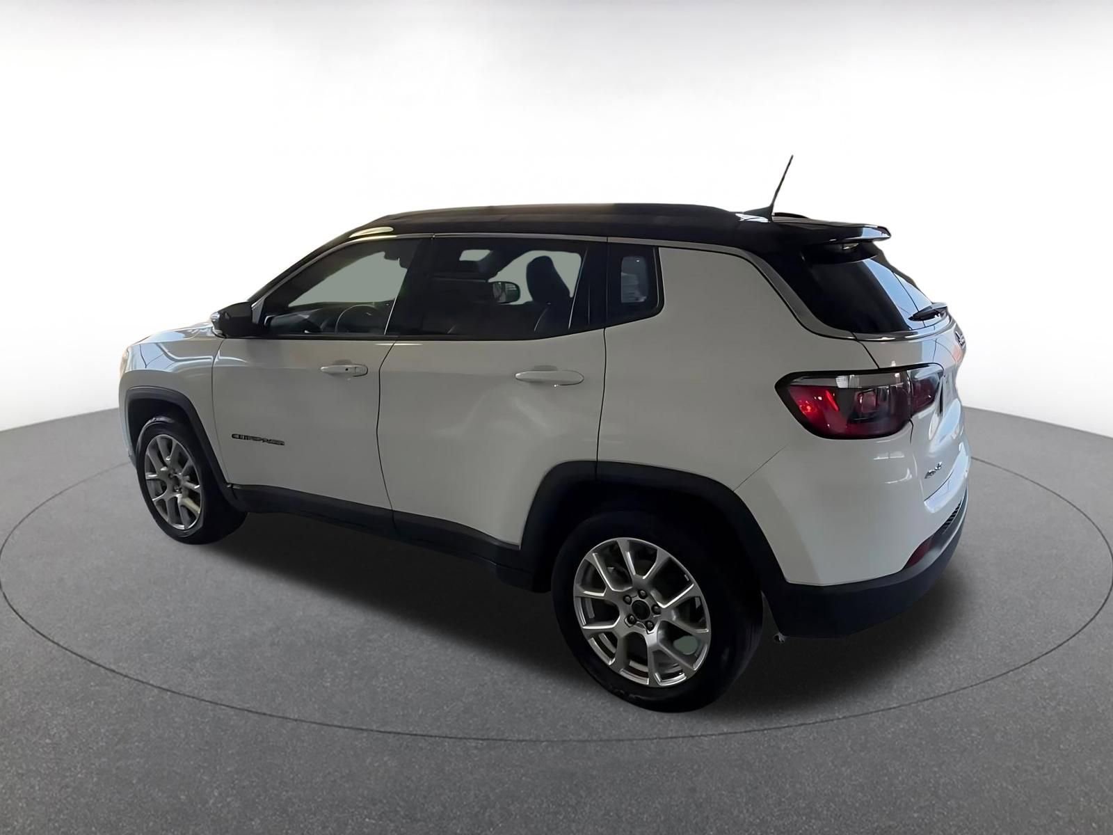 Thumbnail: 2025 Jeep Compass - 14