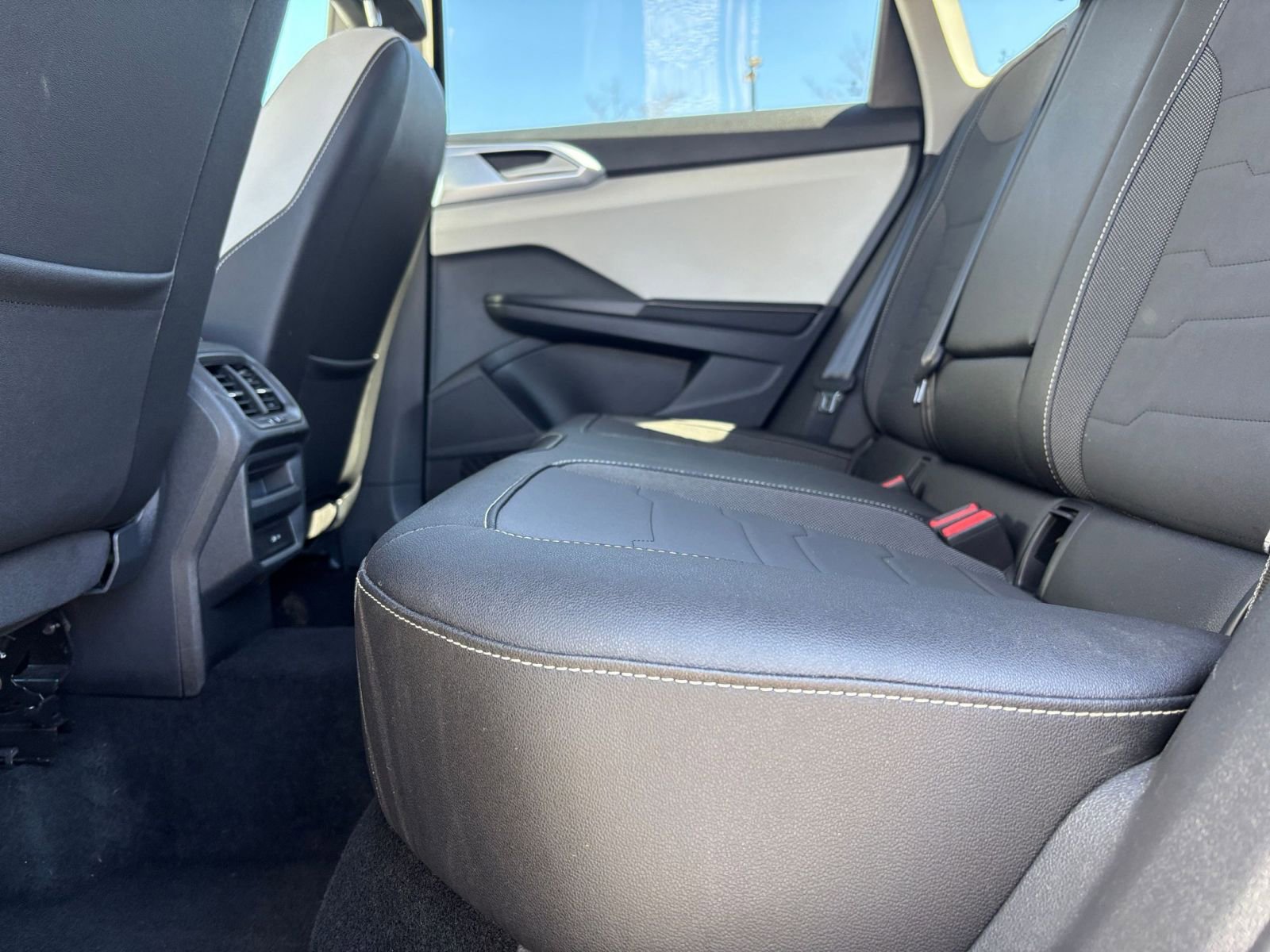 Thumbnail: 2025 Volkswagen Taos - 27