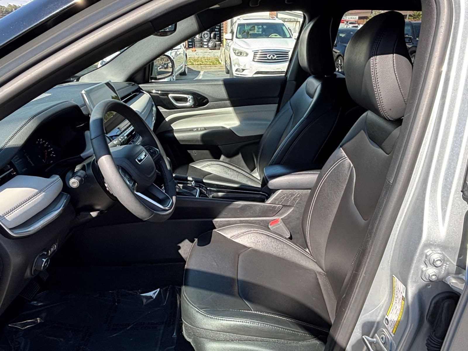 Thumbnail: 2025 Jeep Compass - 33