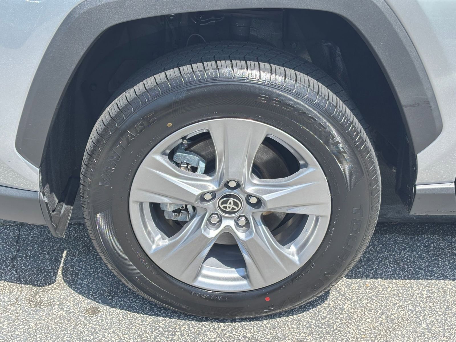 Thumbnail: 2025 Toyota RAV4 - 30