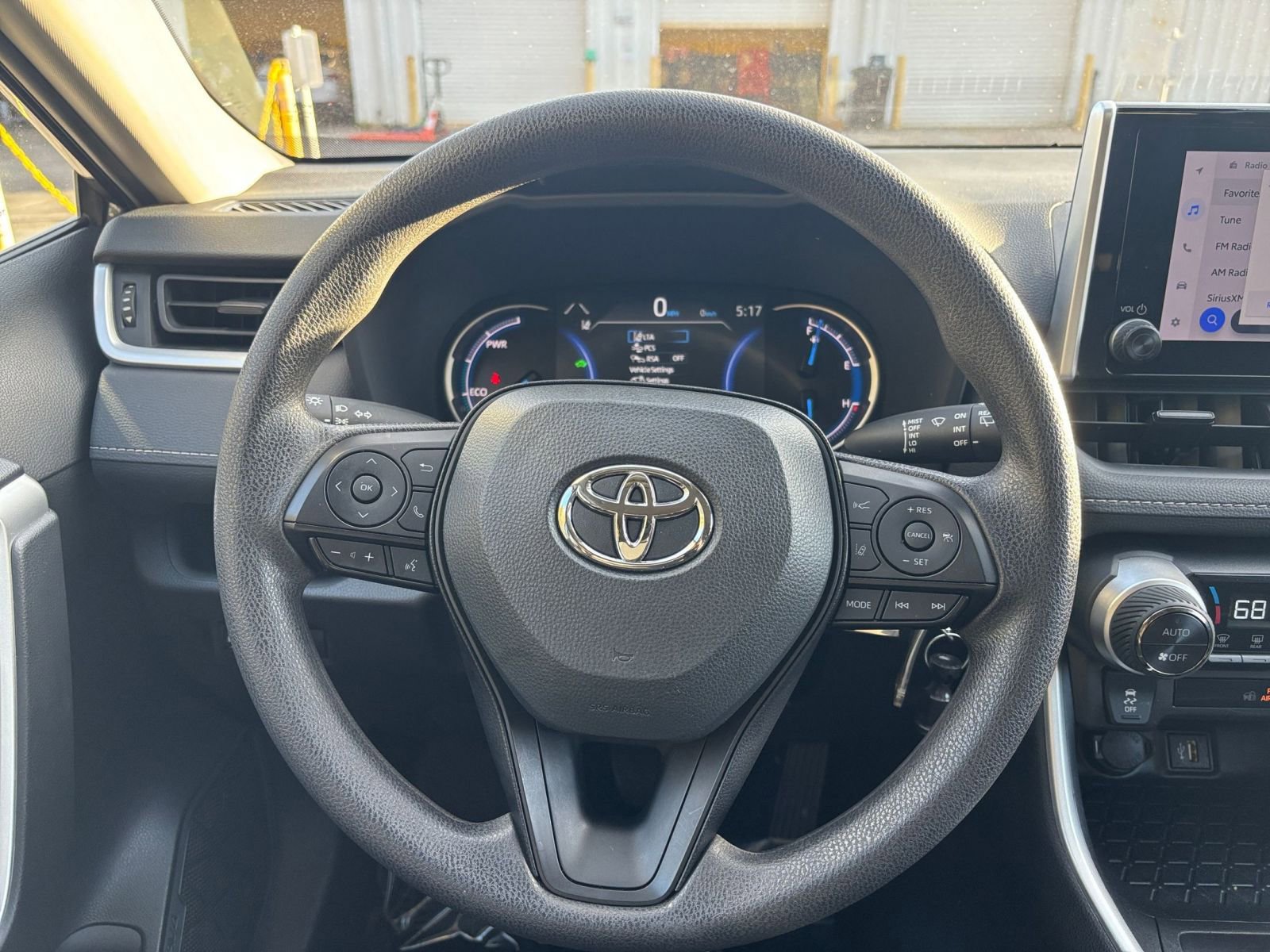 Thumbnail: 2025 Toyota RAV4 - 34