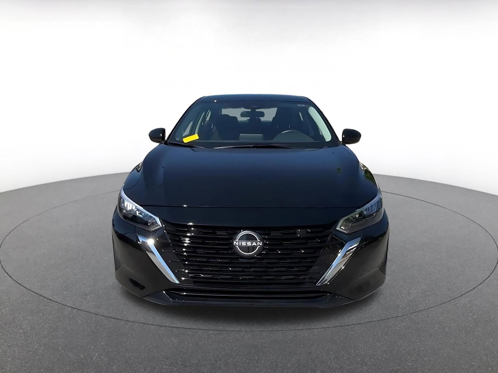 Thumbnail: 2025 Nissan Sentra - 4