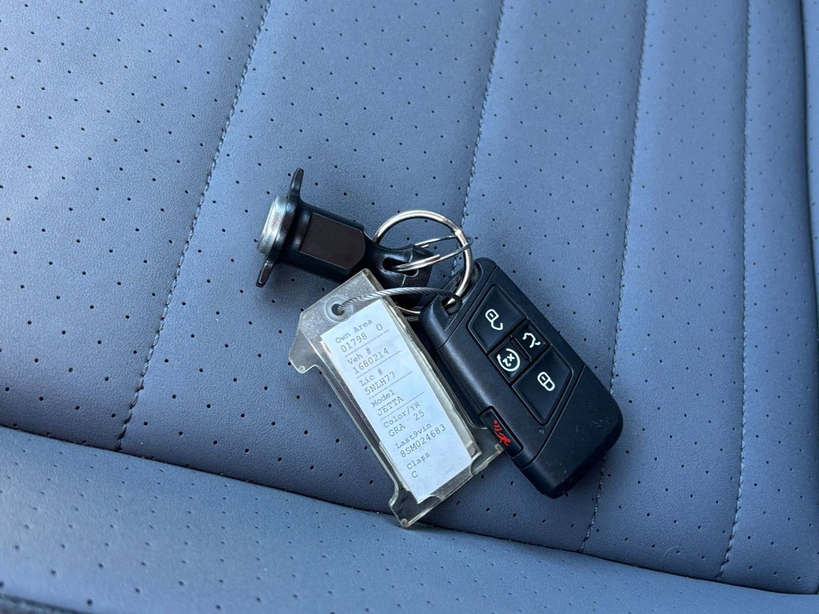 Thumbnail: 2025 Volkswagen Jetta - 22