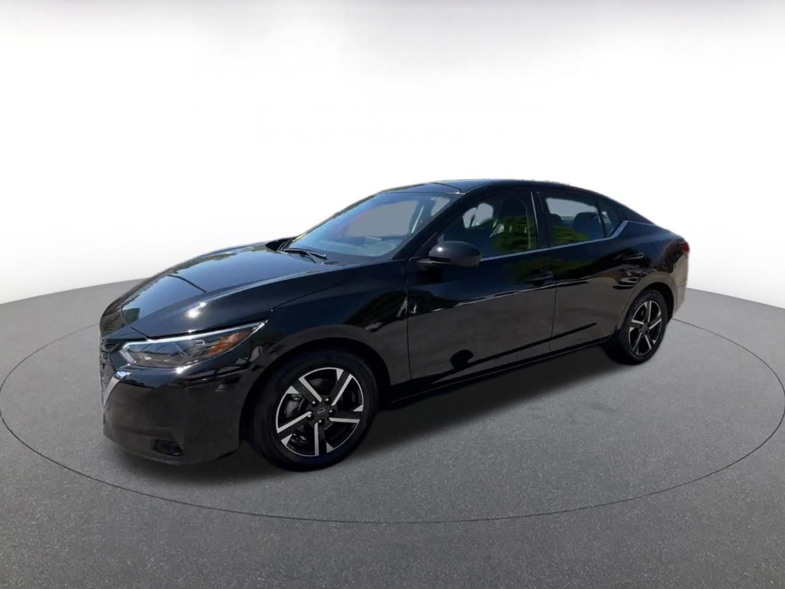 Thumbnail: 2025 Nissan Sentra - 8