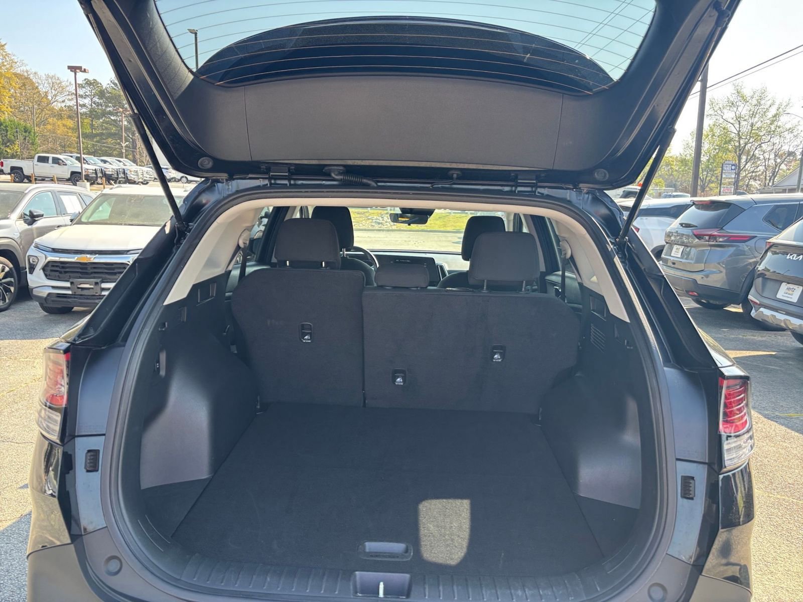 Thumbnail: 2025 Kia Sportage - 31