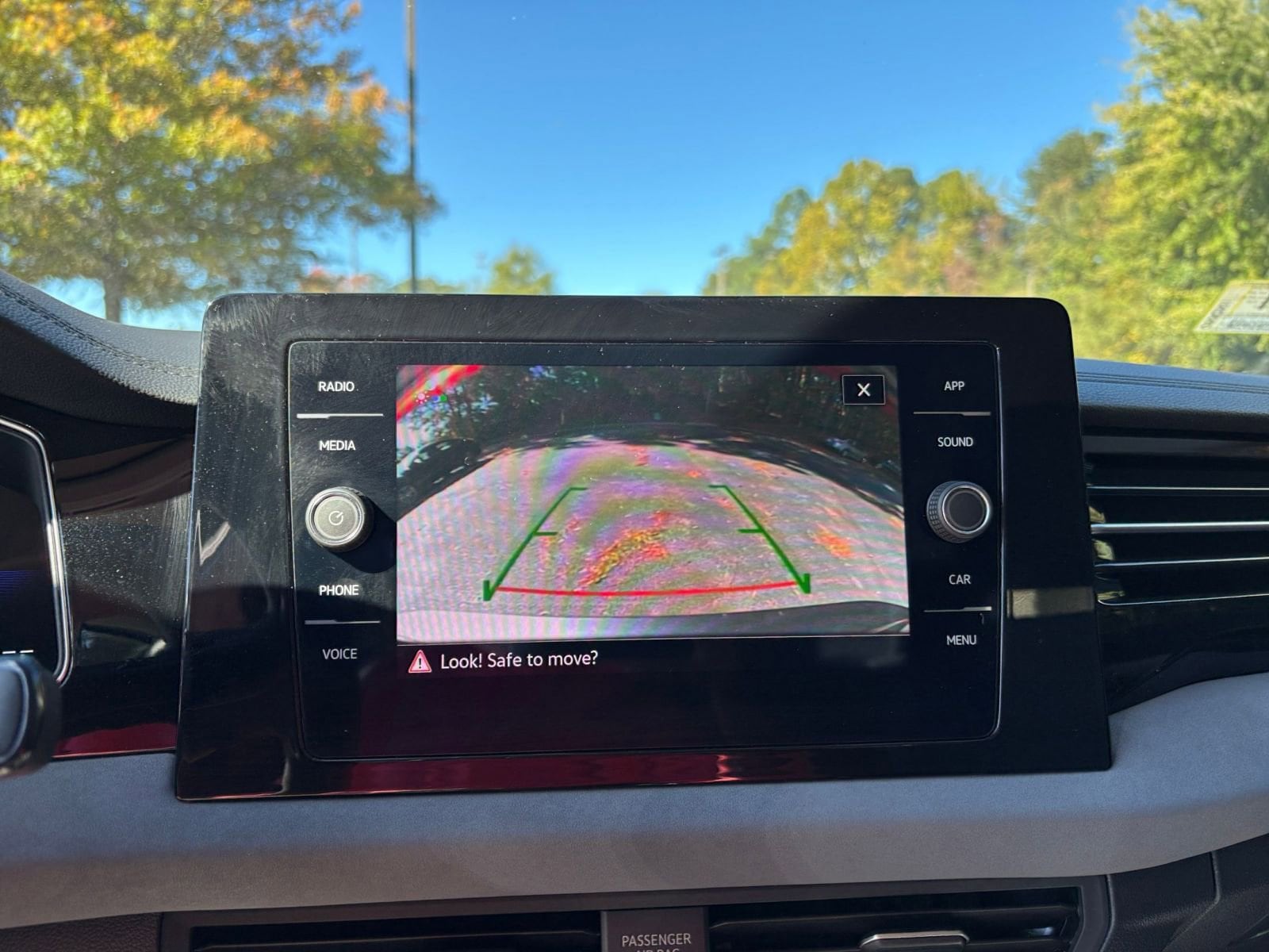 Thumbnail: 2025 Volkswagen Jetta - 17