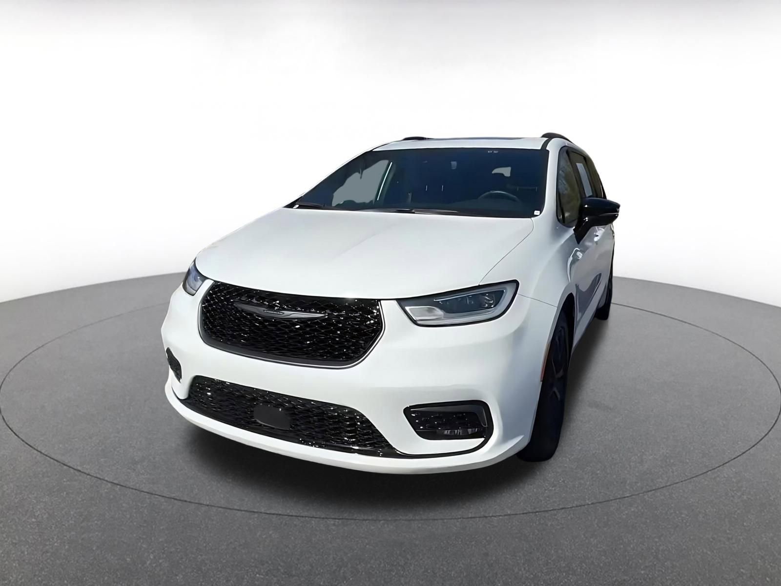 Thumbnail: 2025 Chrysler Pacifica - 7