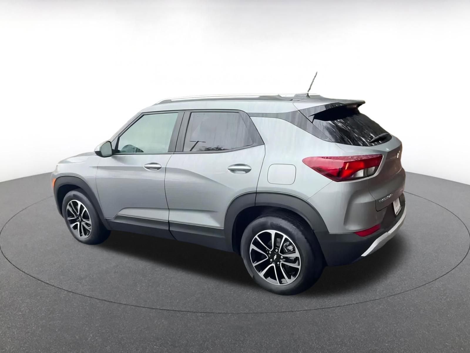 Thumbnail: 2025 Chevrolet TrailBlazer - 10