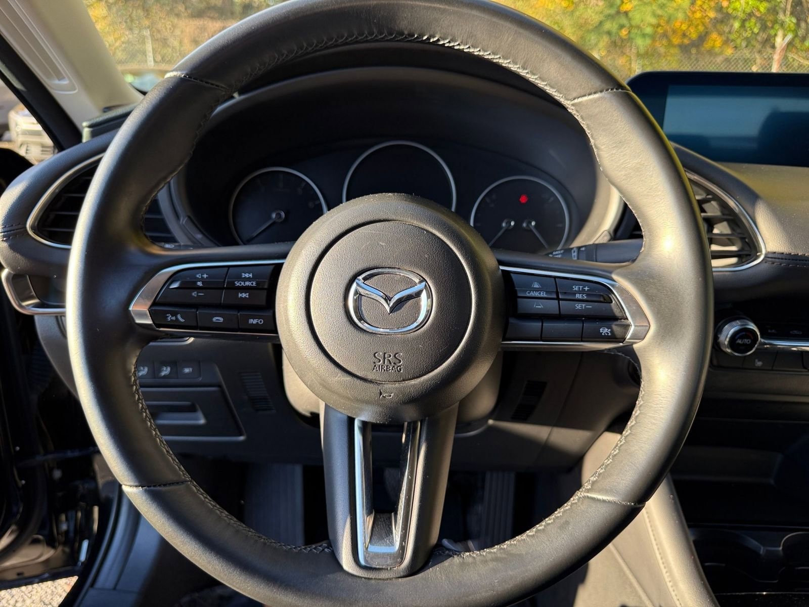 Thumbnail: 2025 Mazda Mazda3 - 28