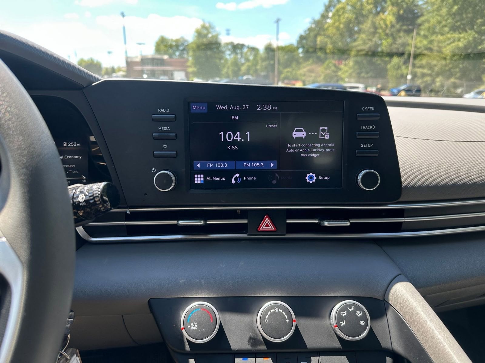 Thumbnail: 2023 Hyundai Elantra - 21
