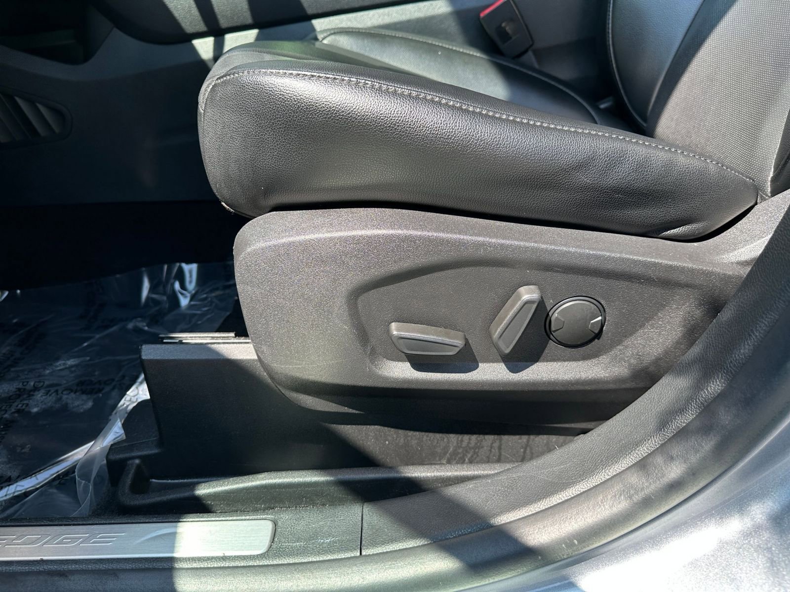 Thumbnail: 2022 Ford Edge - 27