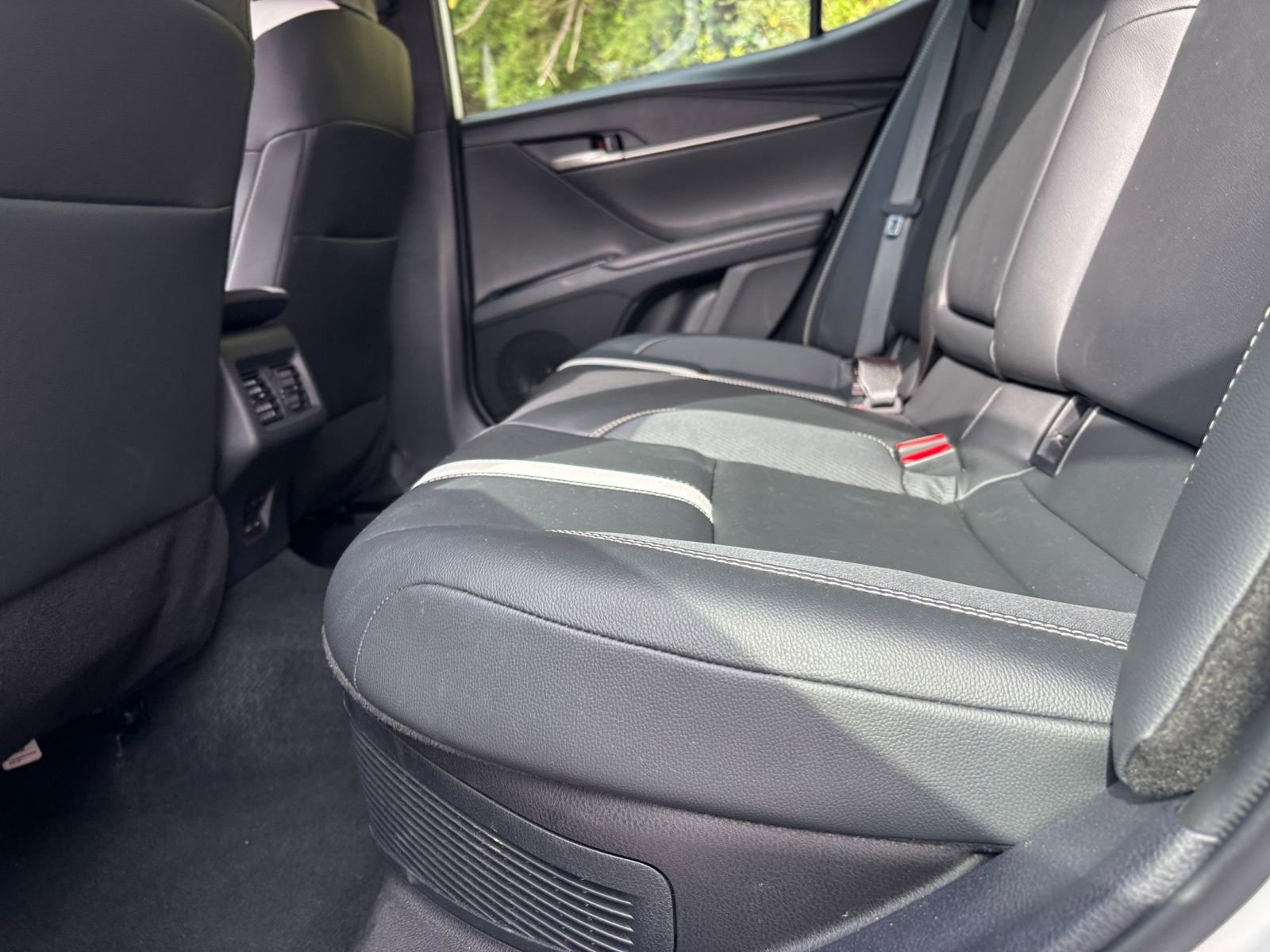 Thumbnail: 2025 Toyota Camry - 25