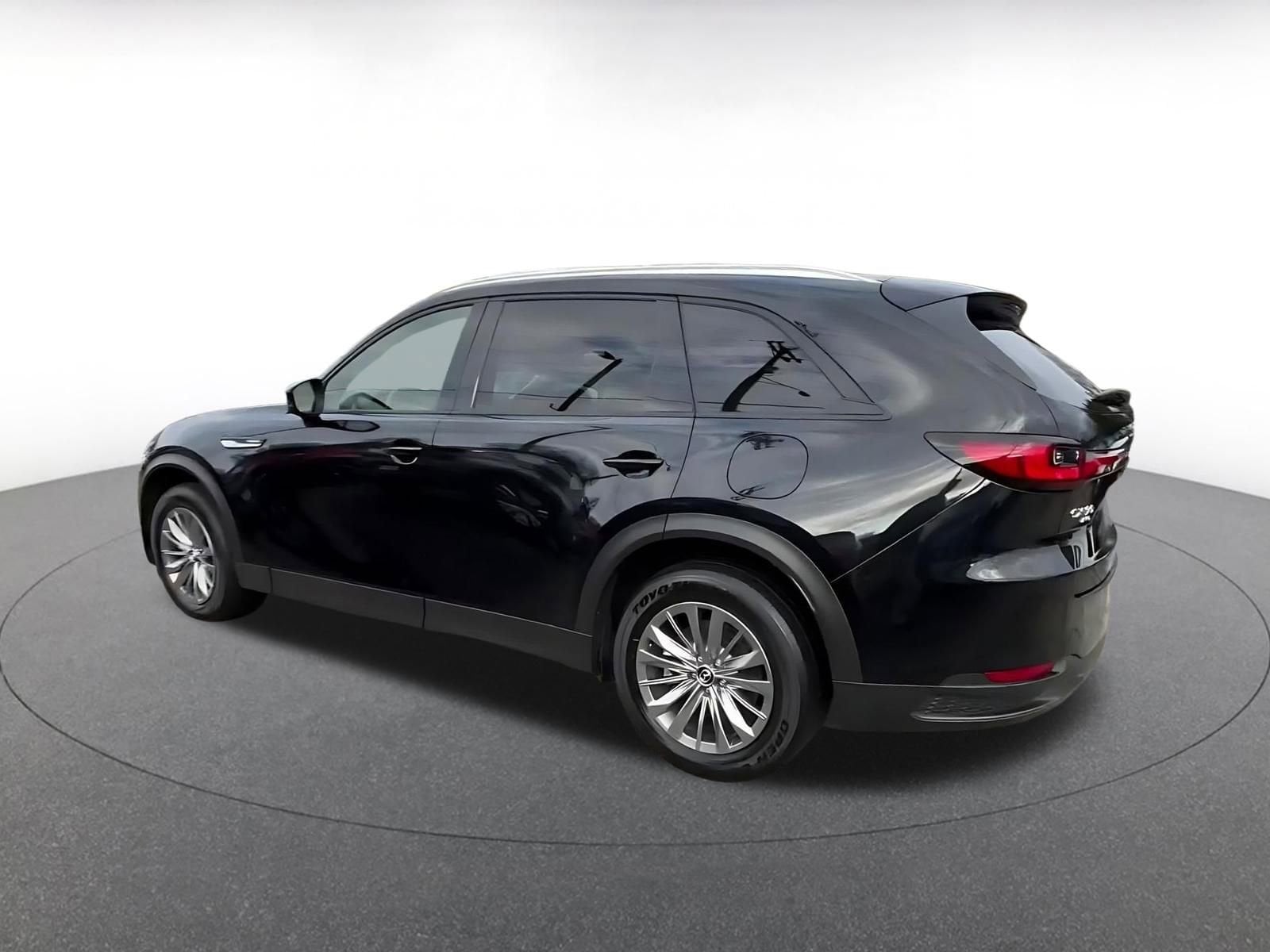 Thumbnail: 2025 Mazda CX-90 - 10