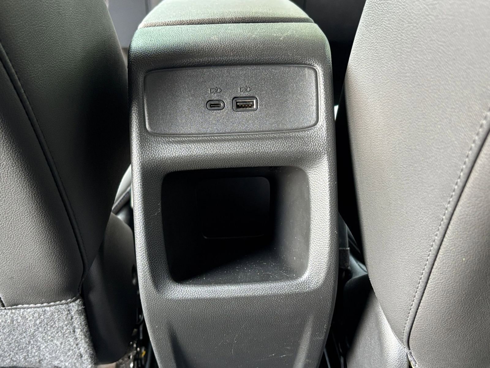 Thumbnail: 2025 Chevrolet Trax - 23