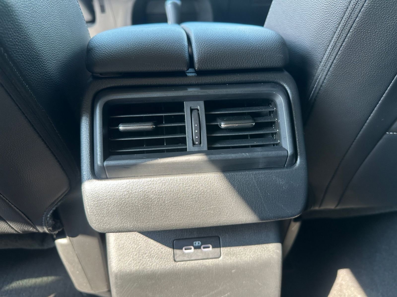 Thumbnail: 2025 Mazda CX-50 - 24