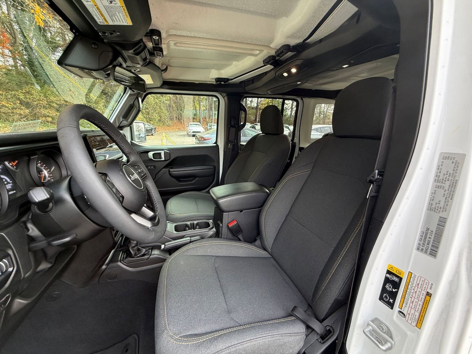 Thumbnail: 2025 Jeep Wrangler - 27