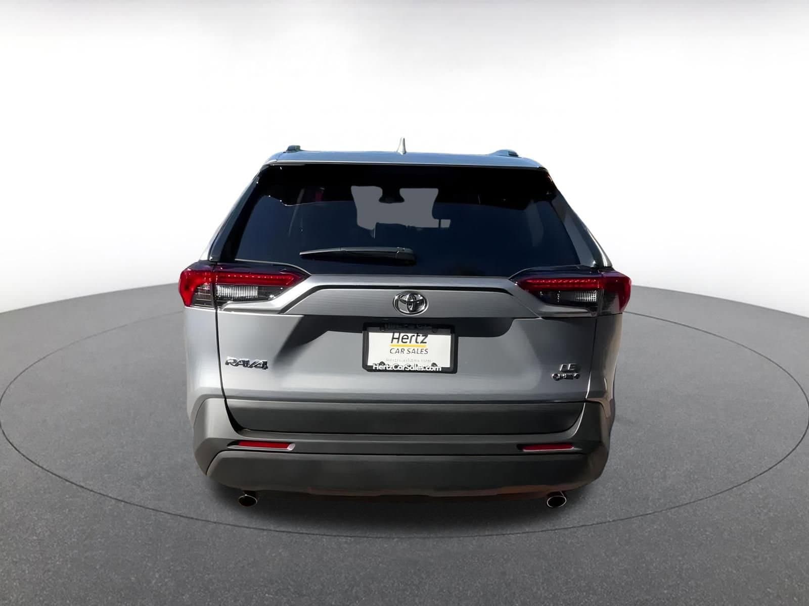 Thumbnail: 2025 Toyota RAV4 - 12