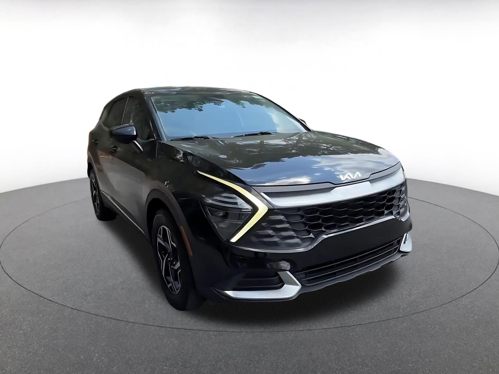 Thumbnail: 2025 Kia Sportage - 3