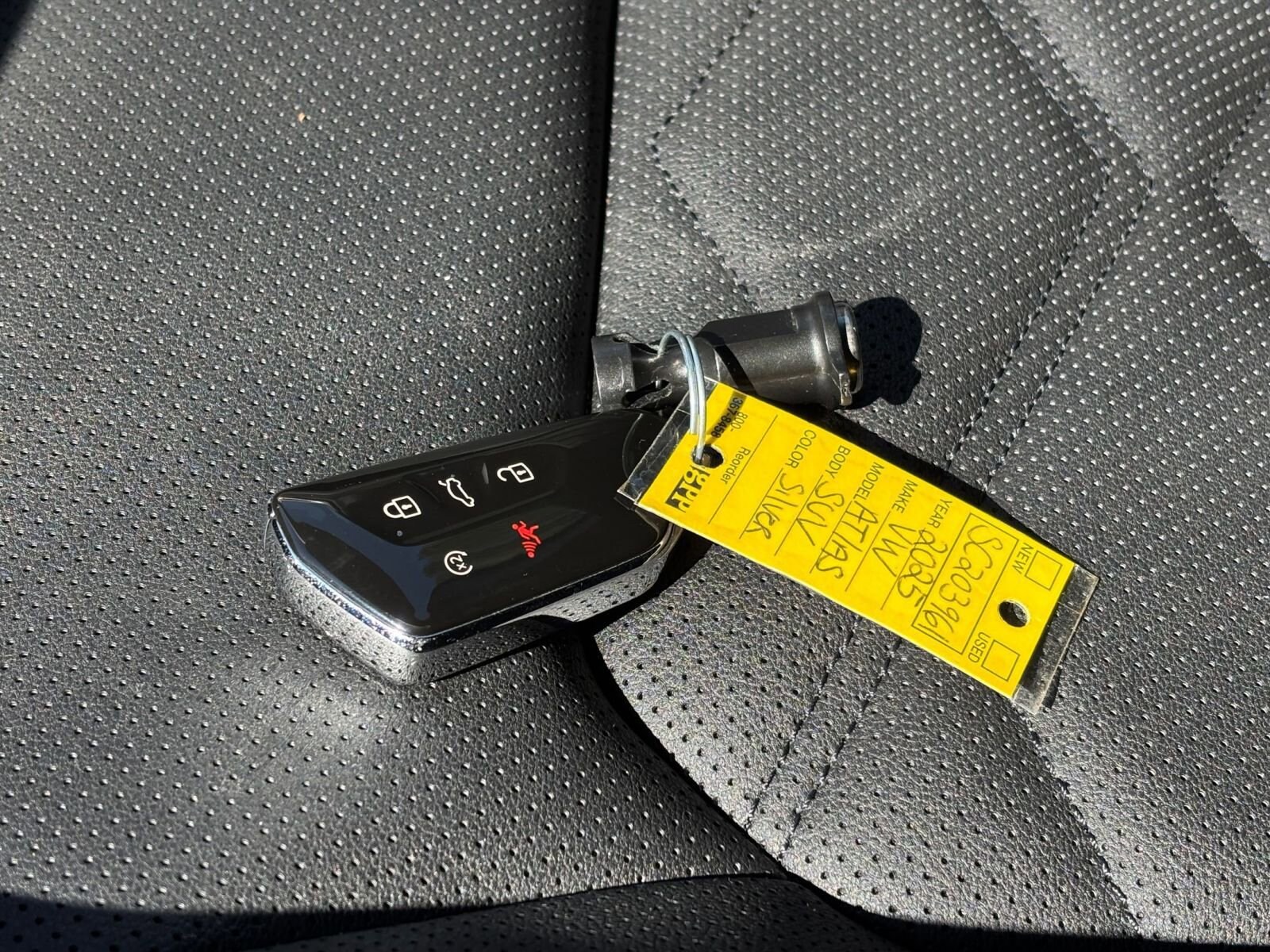 Thumbnail: 2025 Volkswagen Atlas - 27