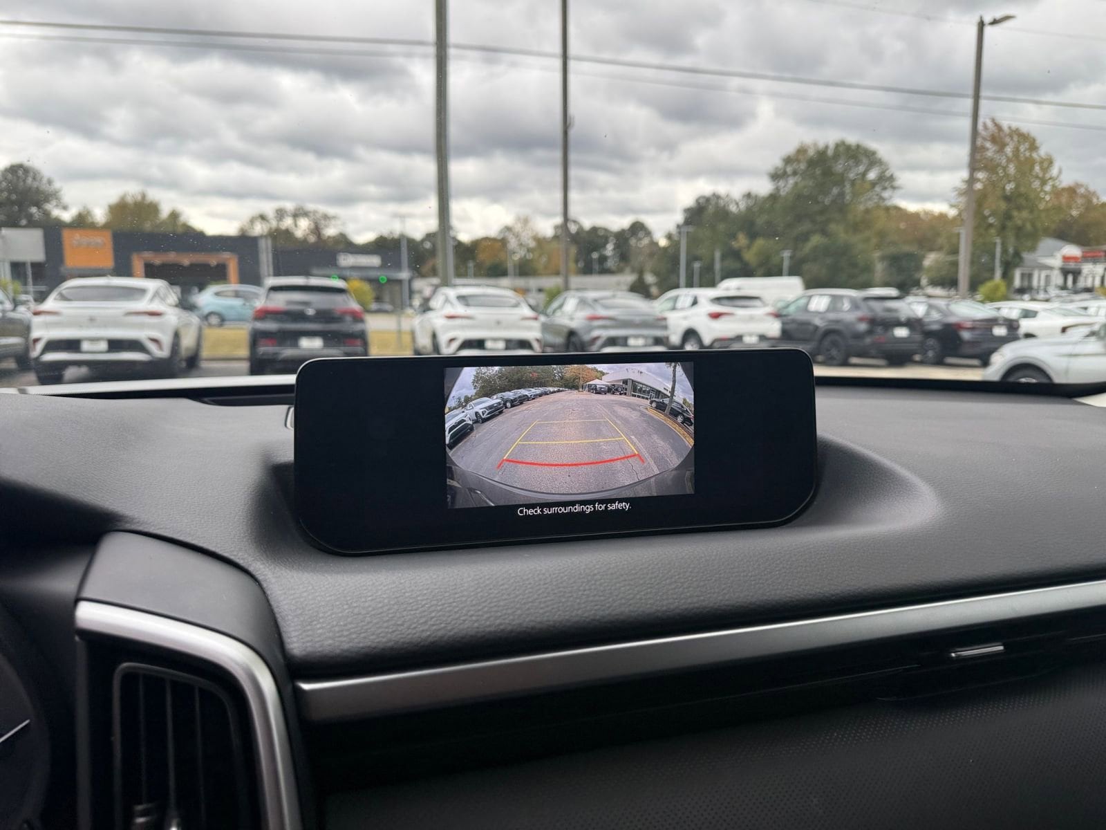 Thumbnail: 2025 Mazda CX-50 - 17