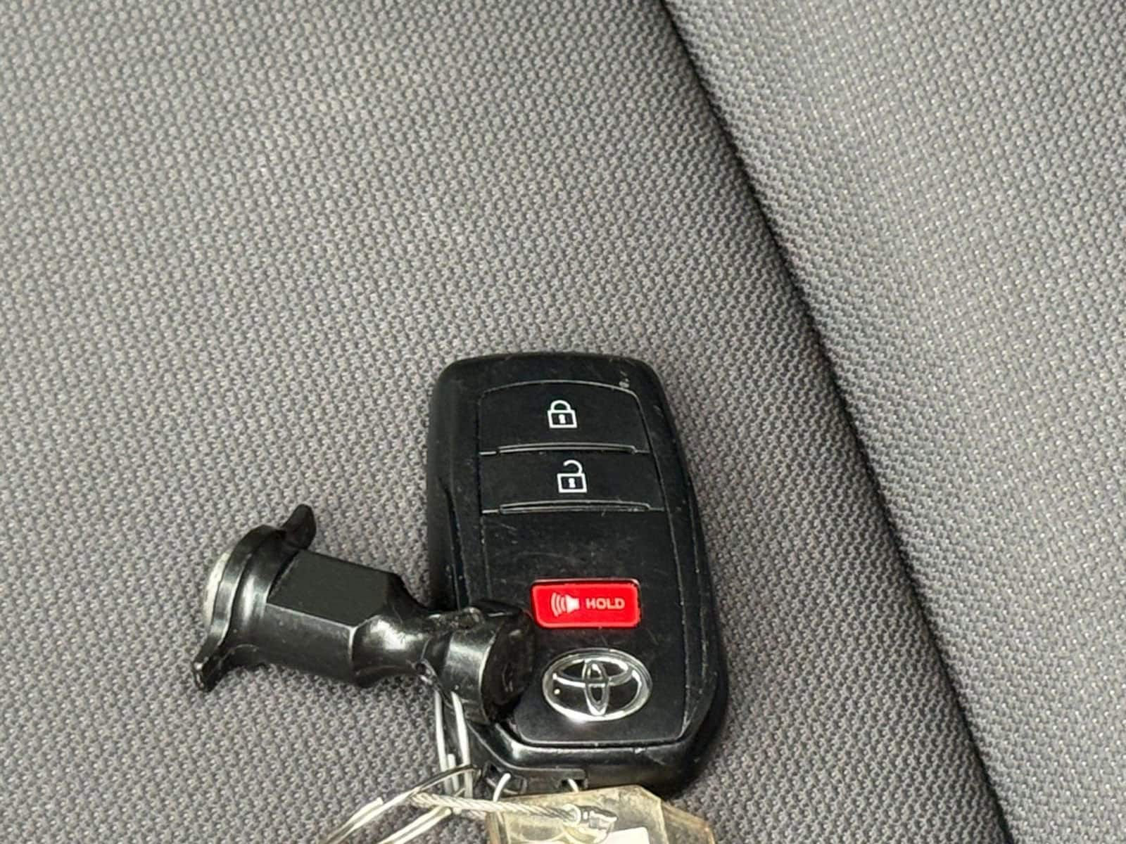 Thumbnail: 2025 Toyota Corolla Cross - 22