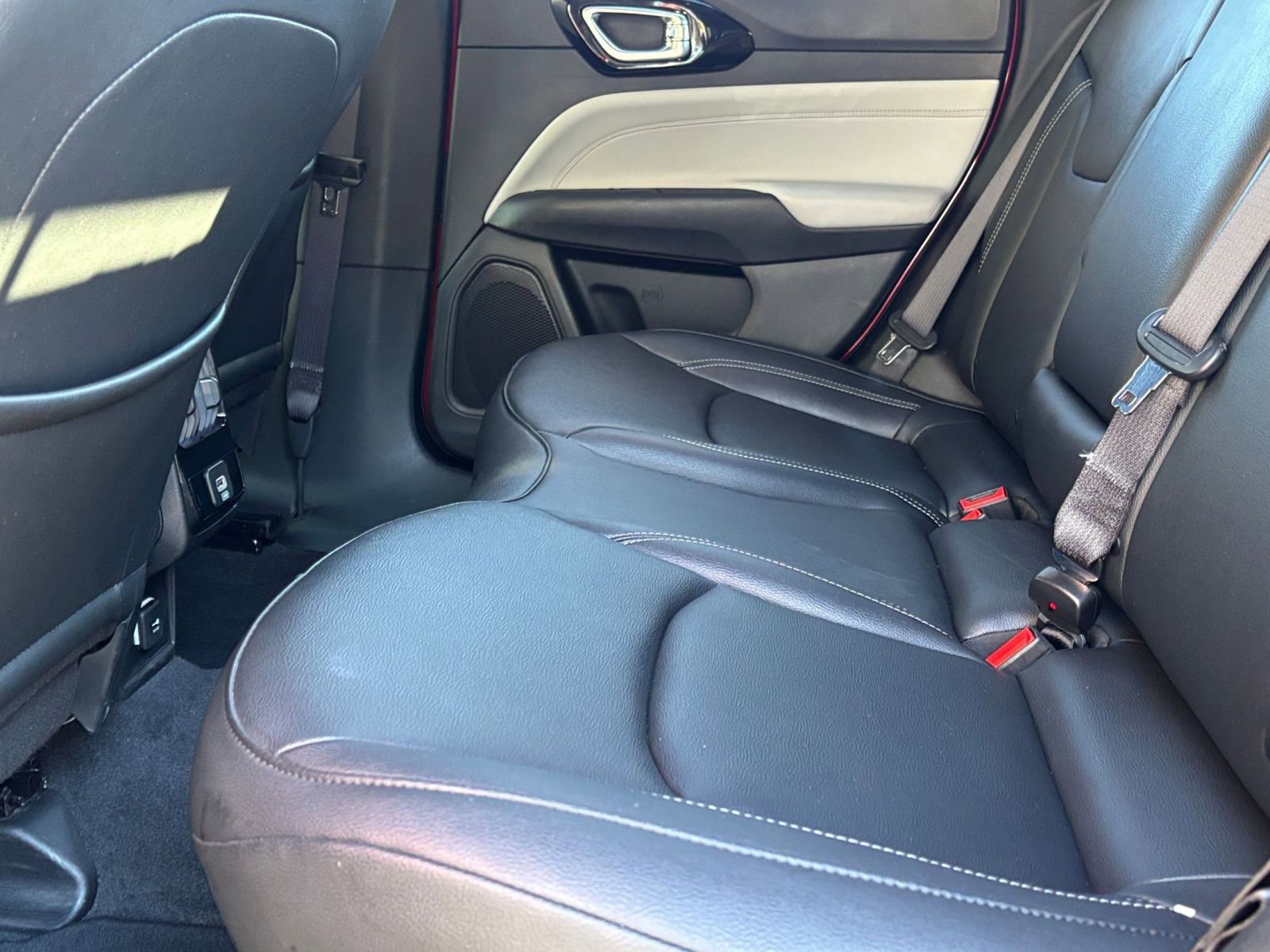 Thumbnail: 2025 Jeep Compass - 27