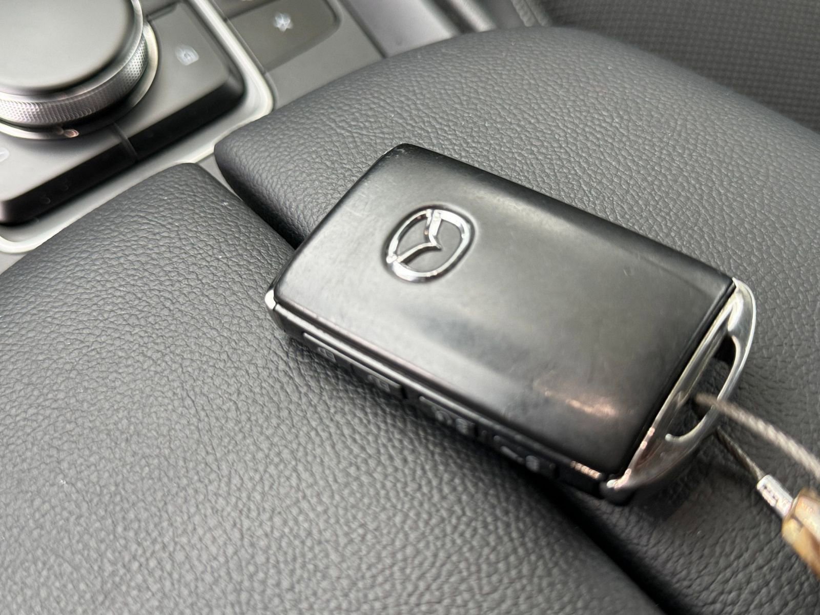 Thumbnail: 2025 Mazda CX-50 - 22