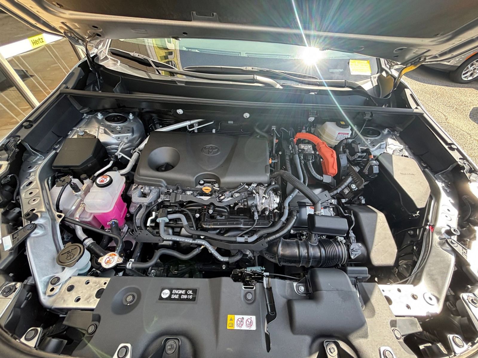 Thumbnail: 2025 Toyota RAV4 - 32