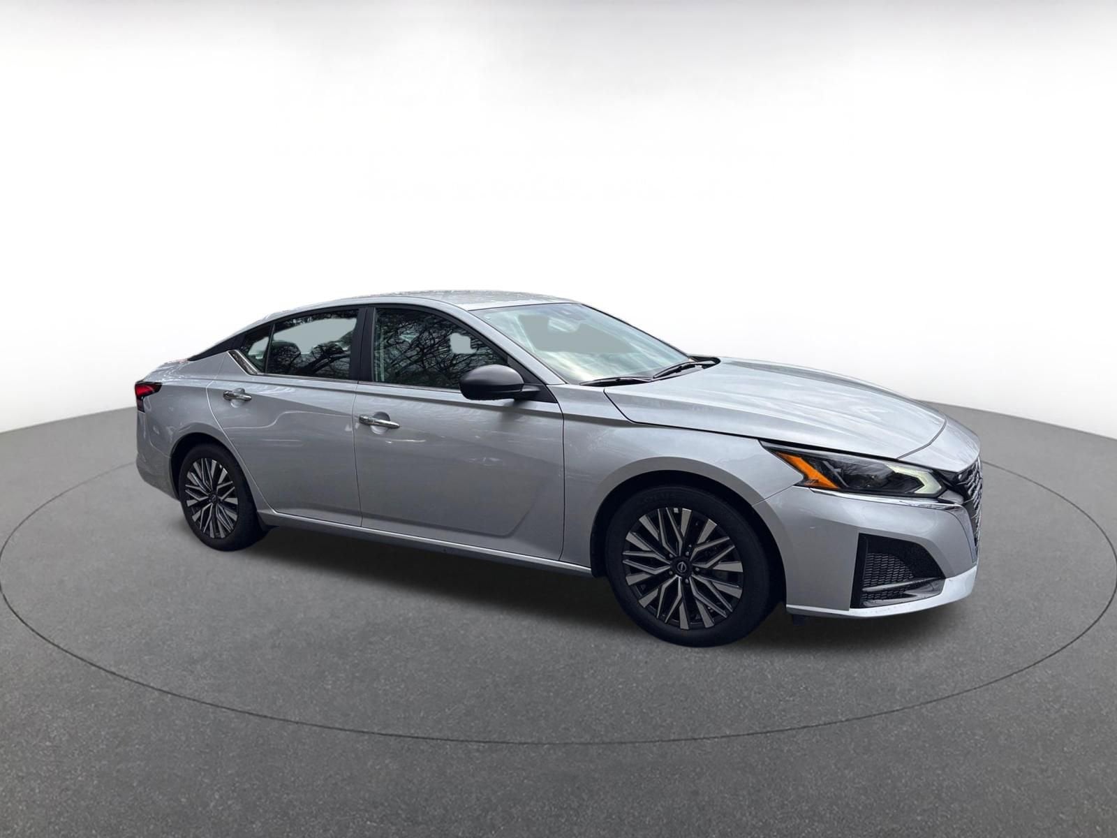 Thumbnail: 2025 Nissan Altima - 1