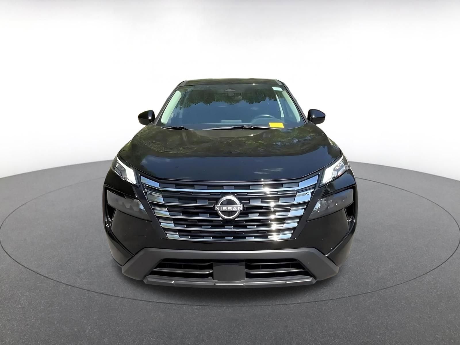 Thumbnail: 2025 Nissan Rogue - 4