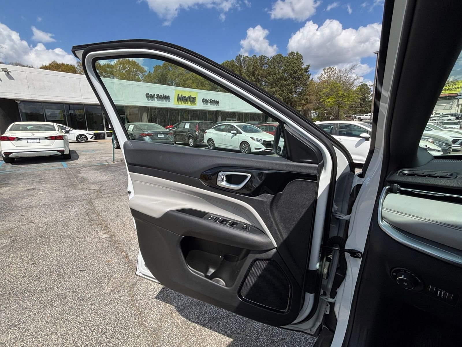 Thumbnail: 2025 Jeep Compass - 18