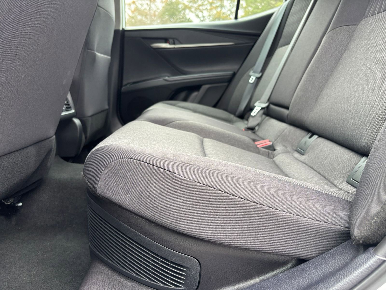 Thumbnail: 2025 Toyota Camry - 25