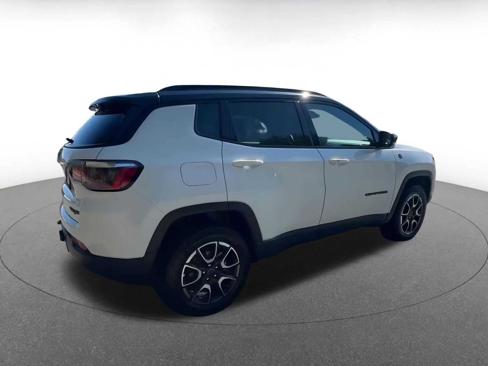 Thumbnail: 2025 Jeep Compass - 15