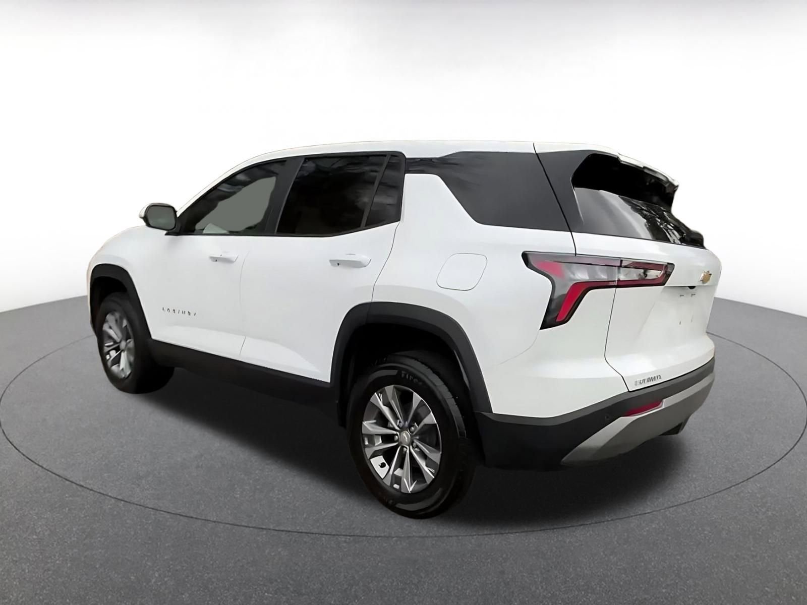 Thumbnail: 2025 Chevrolet Equinox - 10