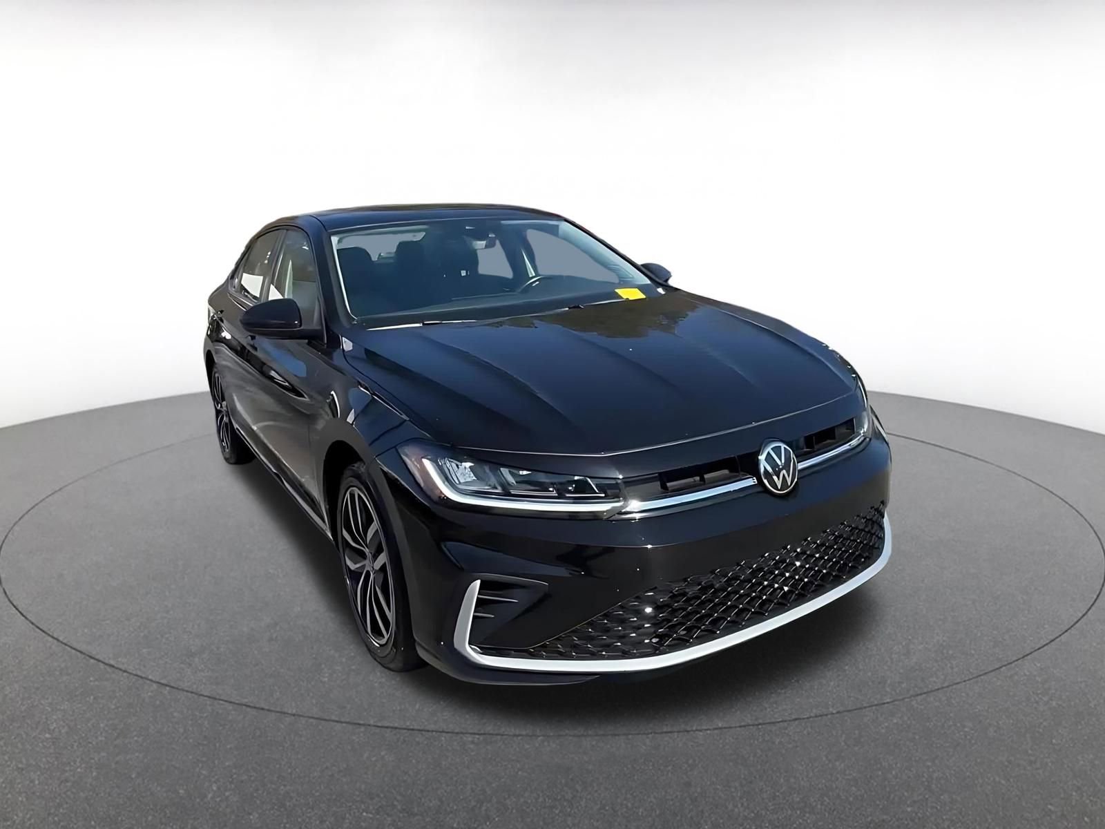 Thumbnail: 2025 Volkswagen Jetta - 3