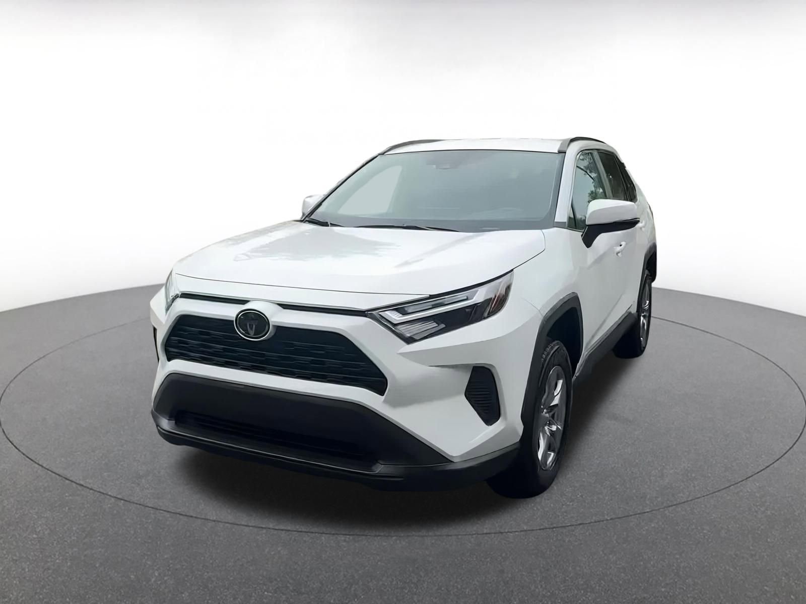 Thumbnail: 2024 Toyota RAV4 - 6