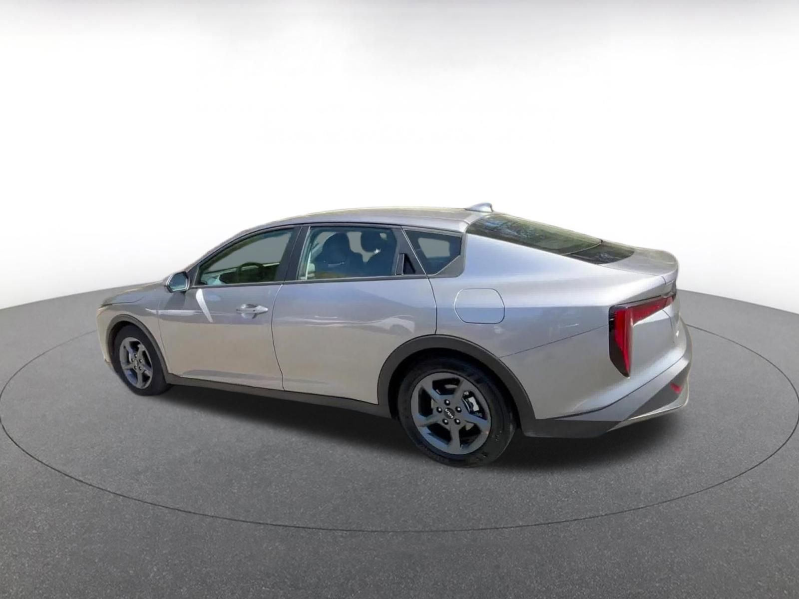 Thumbnail: 2025 Kia K4 - 10