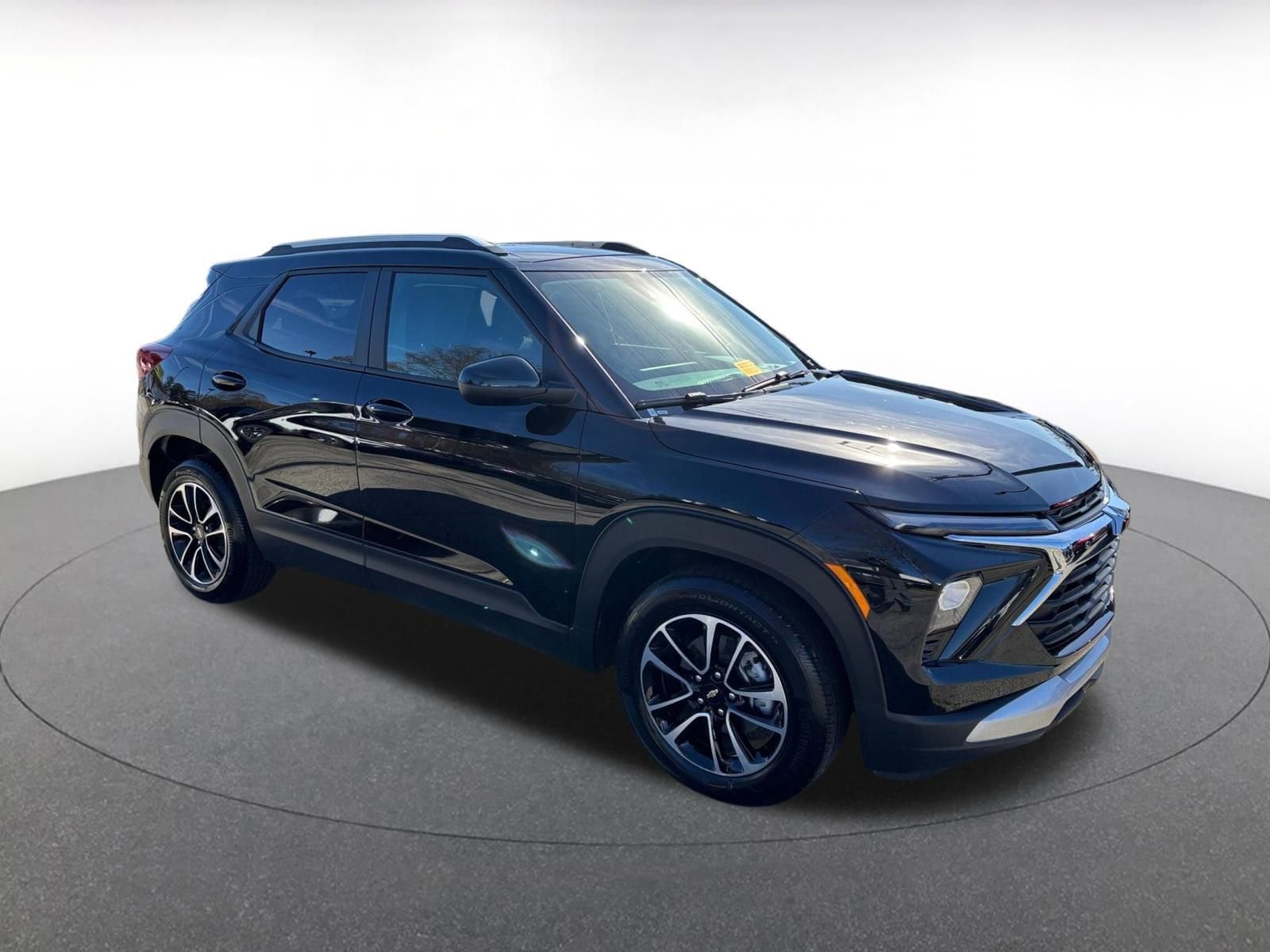 Thumbnail: 2025 Chevrolet TrailBlazer - 1