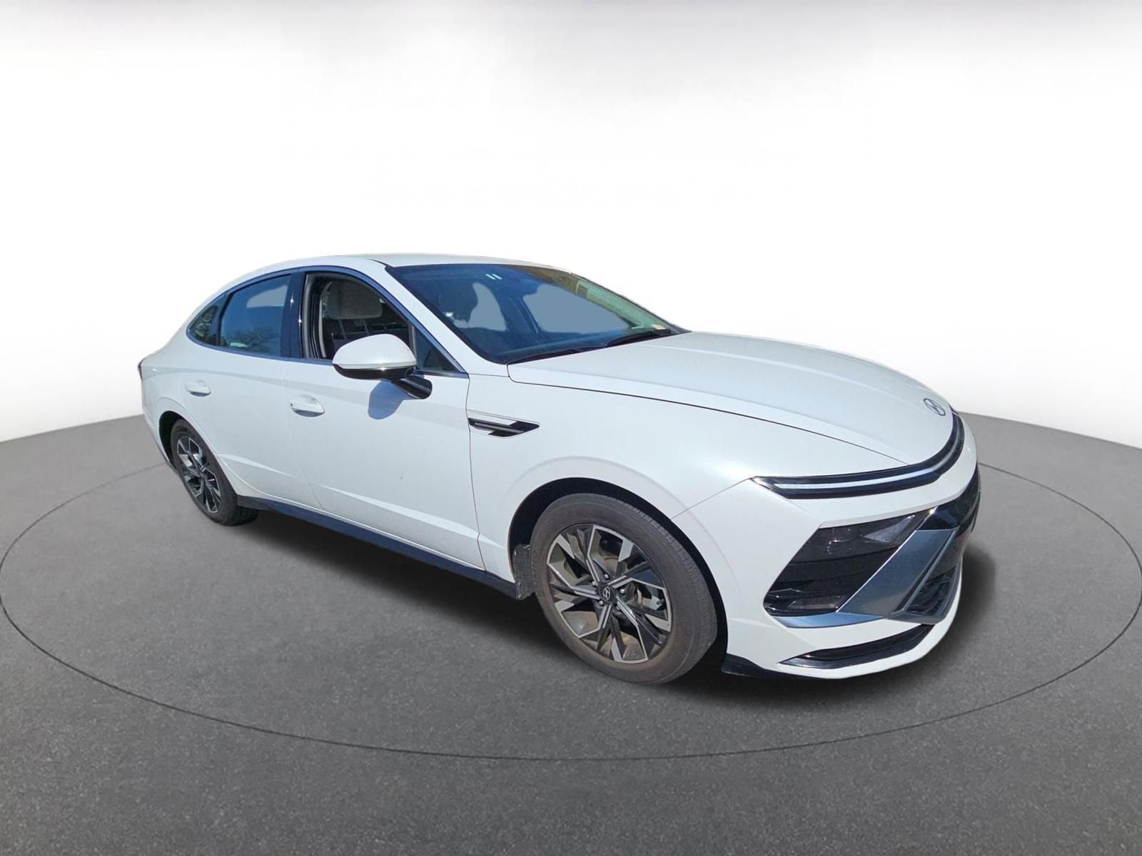 Thumbnail: 2025 Hyundai Sonata - 1